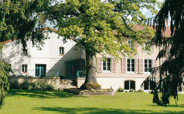 Logis Hotel - Restaurant Le Tulipier Vienne-le-Château Kamer foto